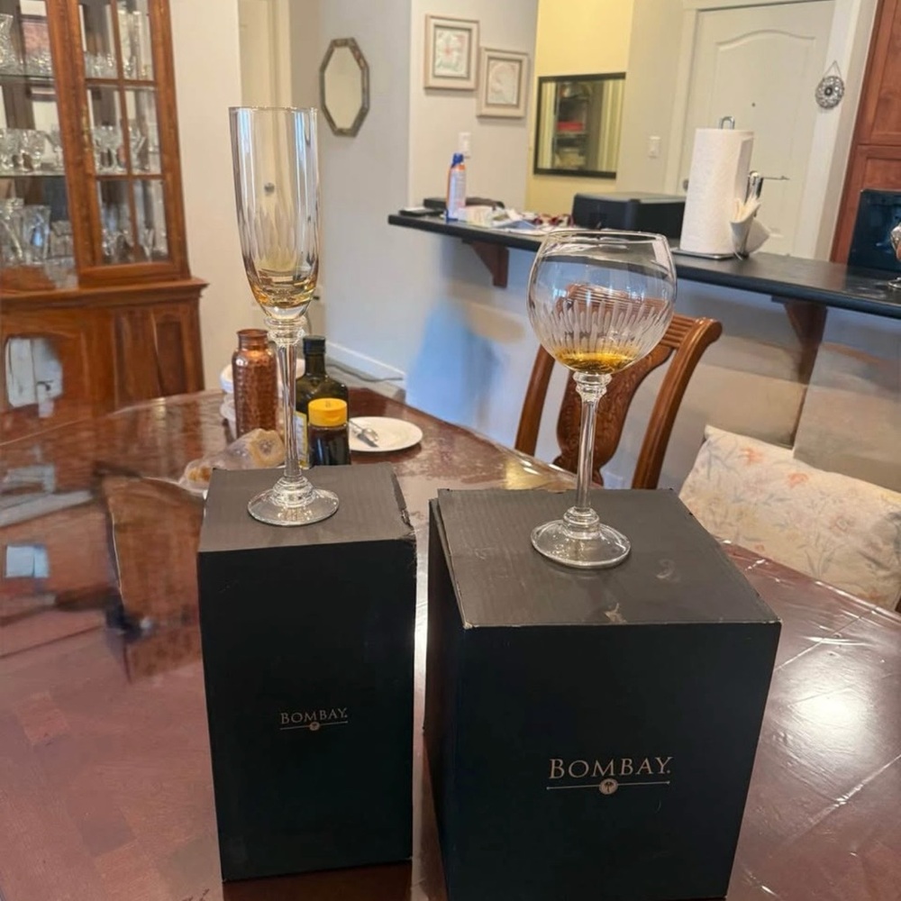 Bombay Gold-Accented Glassware Set - Picture 3 of 3